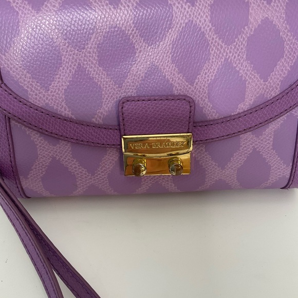 Vera Bradley Ikat Diamonds Lilac Ultimate Clasp & Zipper Closure Wristlet Wallet - Picture 4 of 12